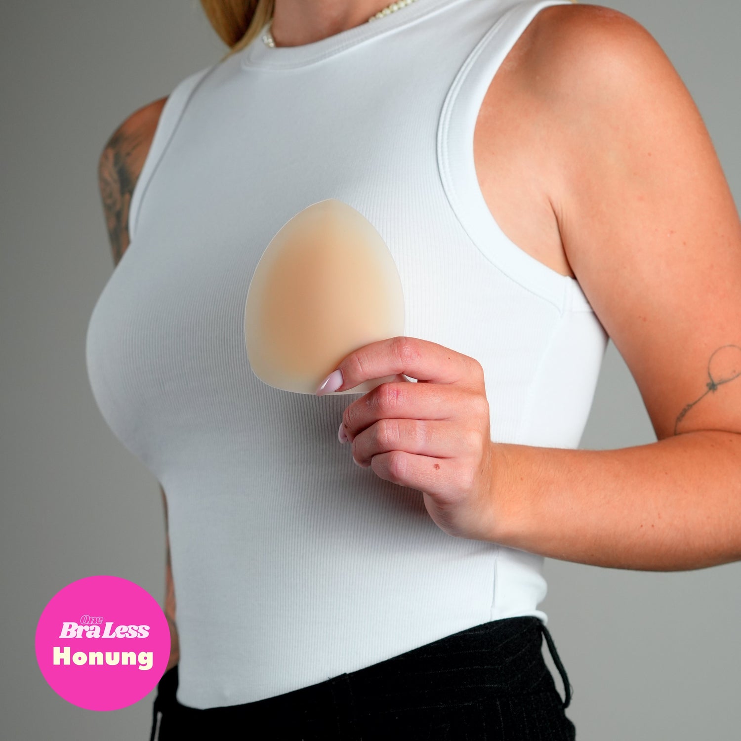 OneBraLess™ │  Diskret & sval komfort utan BH